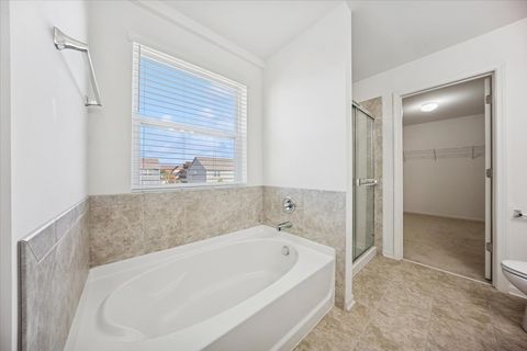 Tiny photo for 71 Windstone Drive, North Aurora, IL 60542 (MLS # 12496322)