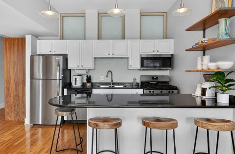 Tiny photo for 165 N CANAL Street #1129, Chicago, IL 60606 (MLS # 12610485)