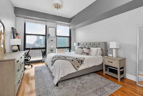 Tiny photo for 165 N CANAL Street #1129, Chicago, IL 60606 (MLS # 12610485)