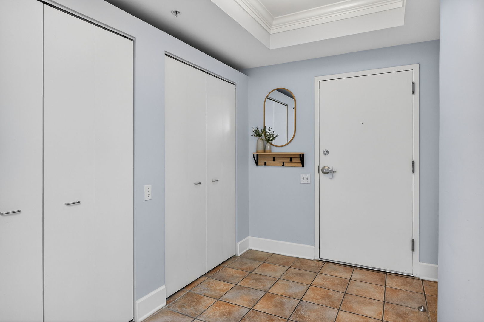 165 N CANAL Street 1129