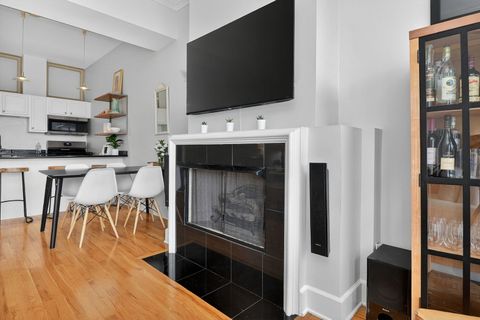 Tiny photo for 165 N CANAL Street #1129, Chicago, IL 60606 (MLS # 12610485)