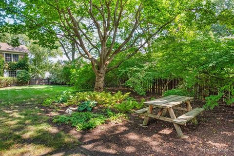 Tiny photo for 1500 Country Squire Drive, Geneva, IL 60134 (MLS # 12465059)