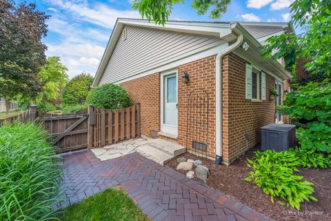 Tiny photo for 1500 Country Squire Drive, Geneva, IL 60134 (MLS # 12465059)