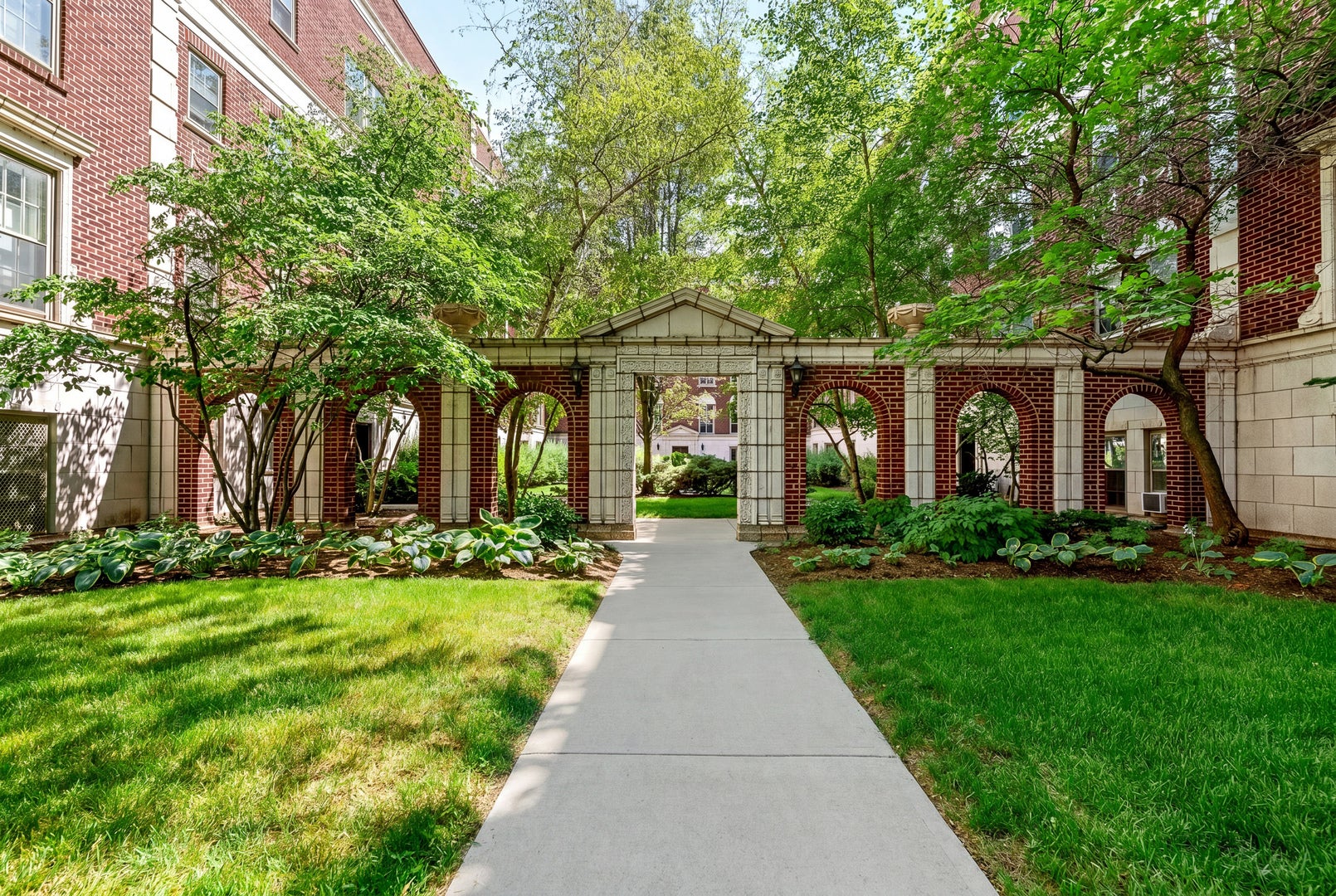 496 Sheridan Road 1