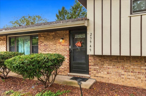 Tiny photo for 23949 W Plainsman Circle, Plainfield, IL 60586 (MLS # 12760677)