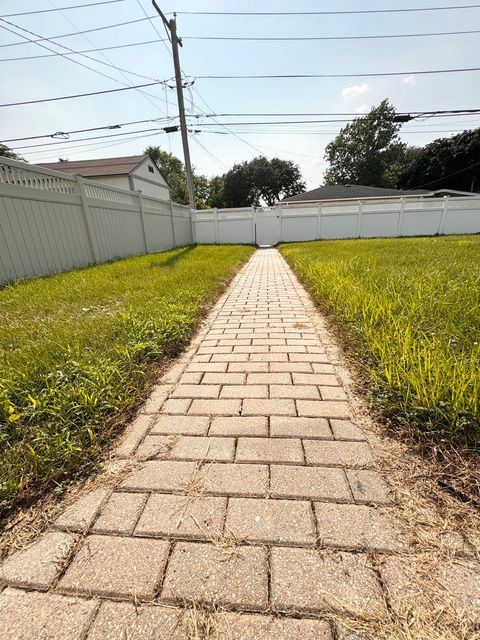 Tiny photo for 9706 52nd Avenue, Oak Lawn, IL 60453 (MLS # 12480511)