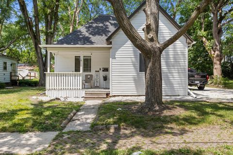 Photo of 904 E Water Street, Urbana, IL 61802 (MLS # 12645464)