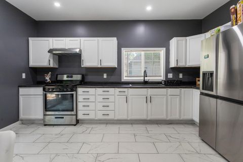 Tiny photo for 904 E Water Street, Urbana, IL 61802 (MLS # 12645464)