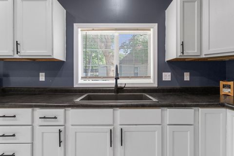 Tiny photo for 904 E Water Street, Urbana, IL 61802 (MLS # 12645464)