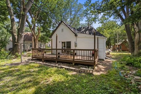 Tiny photo for 904 E Water Street, Urbana, IL 61802 (MLS # 12645464)