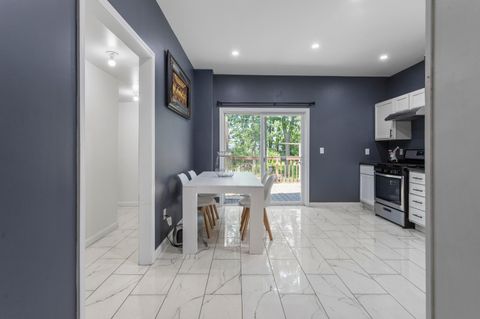 Tiny photo for 904 E Water Street, Urbana, IL 61802 (MLS # 12645464)