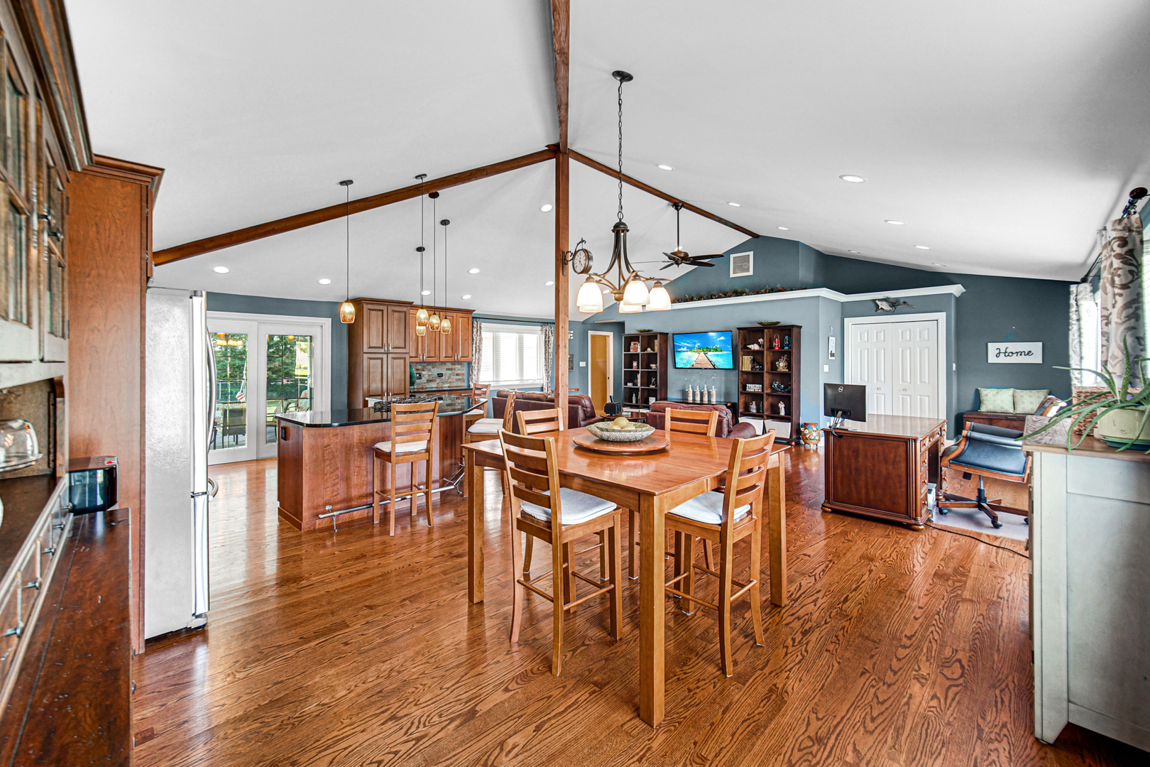 7717 Palm Drive