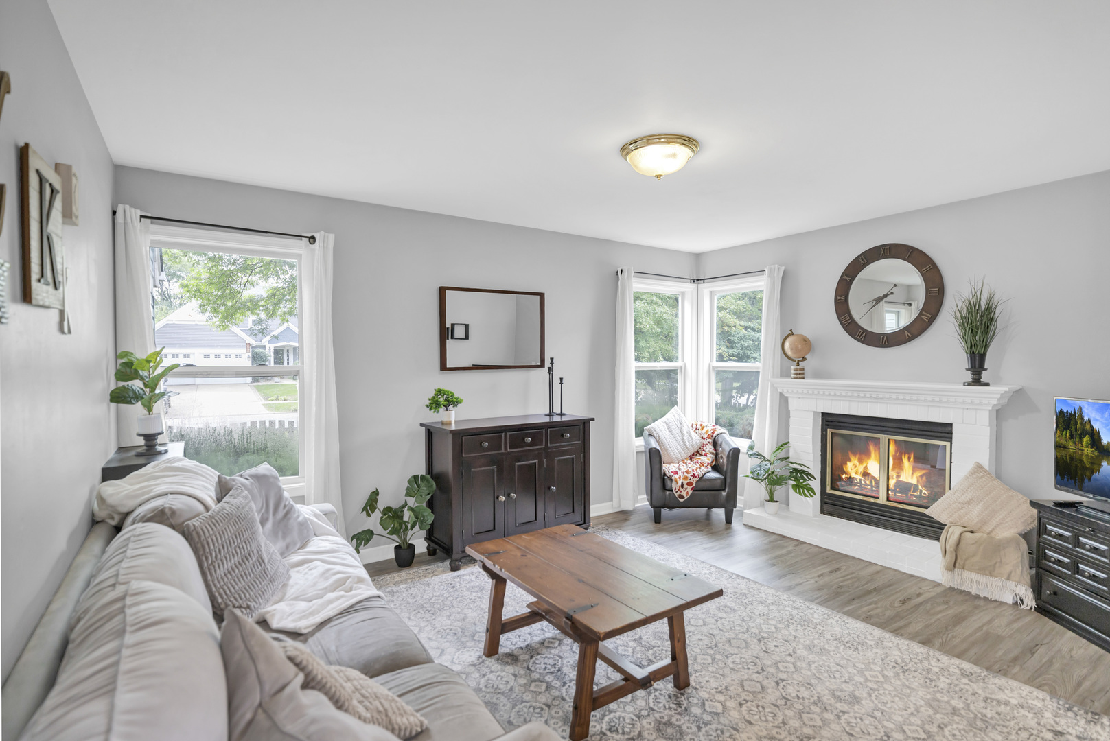 1661 Penny Lane