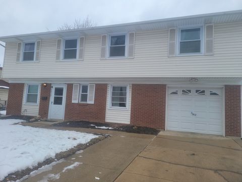 Photo of 6835 Plumtree Lane, Hanover Park, IL 60133 (MLS # 12563071)