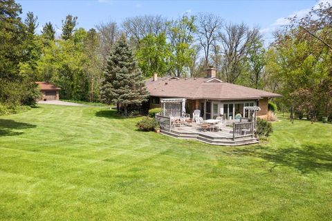 Tiny photo for 22446 N OLD BARRINGTON Road N, North Barrington, IL 60010 (MLS # 12639386)