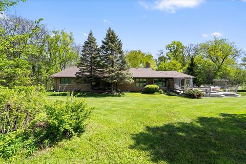 Tiny photo for 22446 N OLD BARRINGTON Road N, North Barrington, IL 60010 (MLS # 12639386)