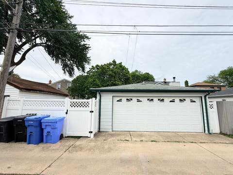 Tiny photo for 3811 W 110th Street, Chicago, IL 60655 (MLS # 12653245)