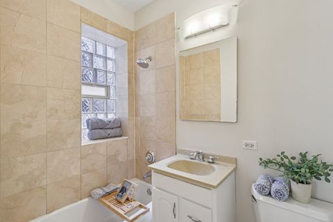 Tiny photo for 5404 N Kenmore Avenue #3, Chicago, IL 60640 (MLS # 12621401)