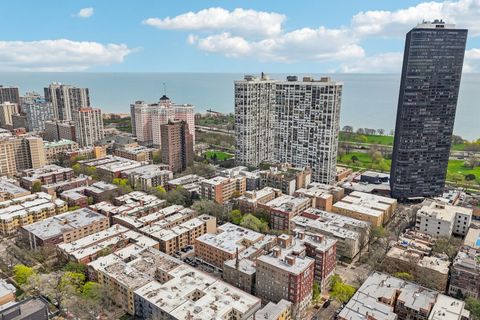 Tiny photo for 5404 N Kenmore Avenue #3, Chicago, IL 60640 (MLS # 12621401)