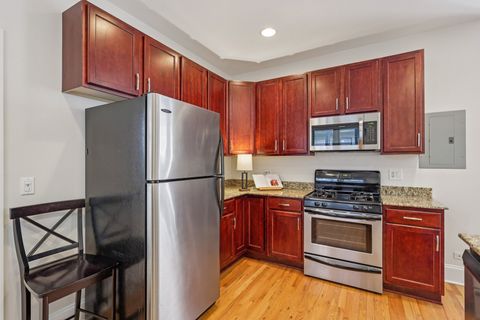 Tiny photo for 5404 N Kenmore Avenue #3, Chicago, IL 60640 (MLS # 12621401)