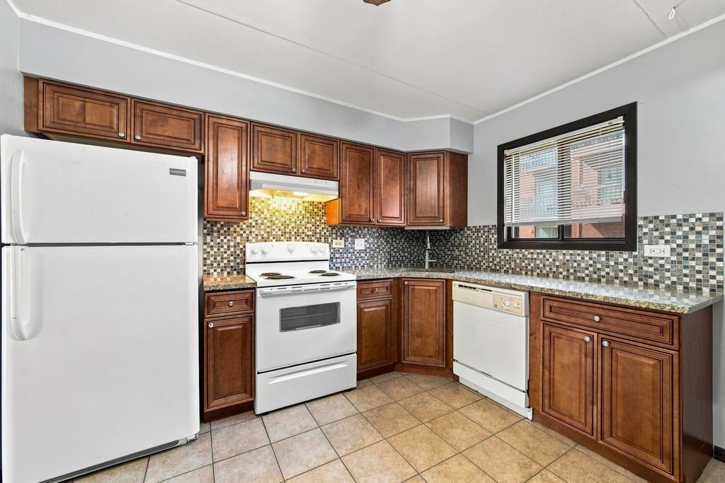 6408 Nature Drive 1W
