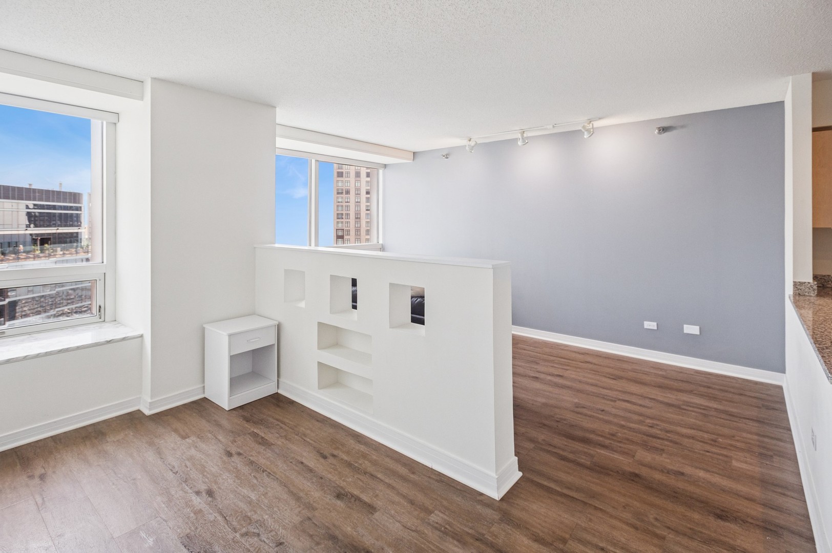 512 N McClurg Court 4302