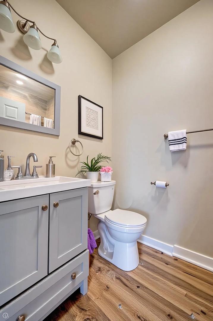 1716 S Clinton Street