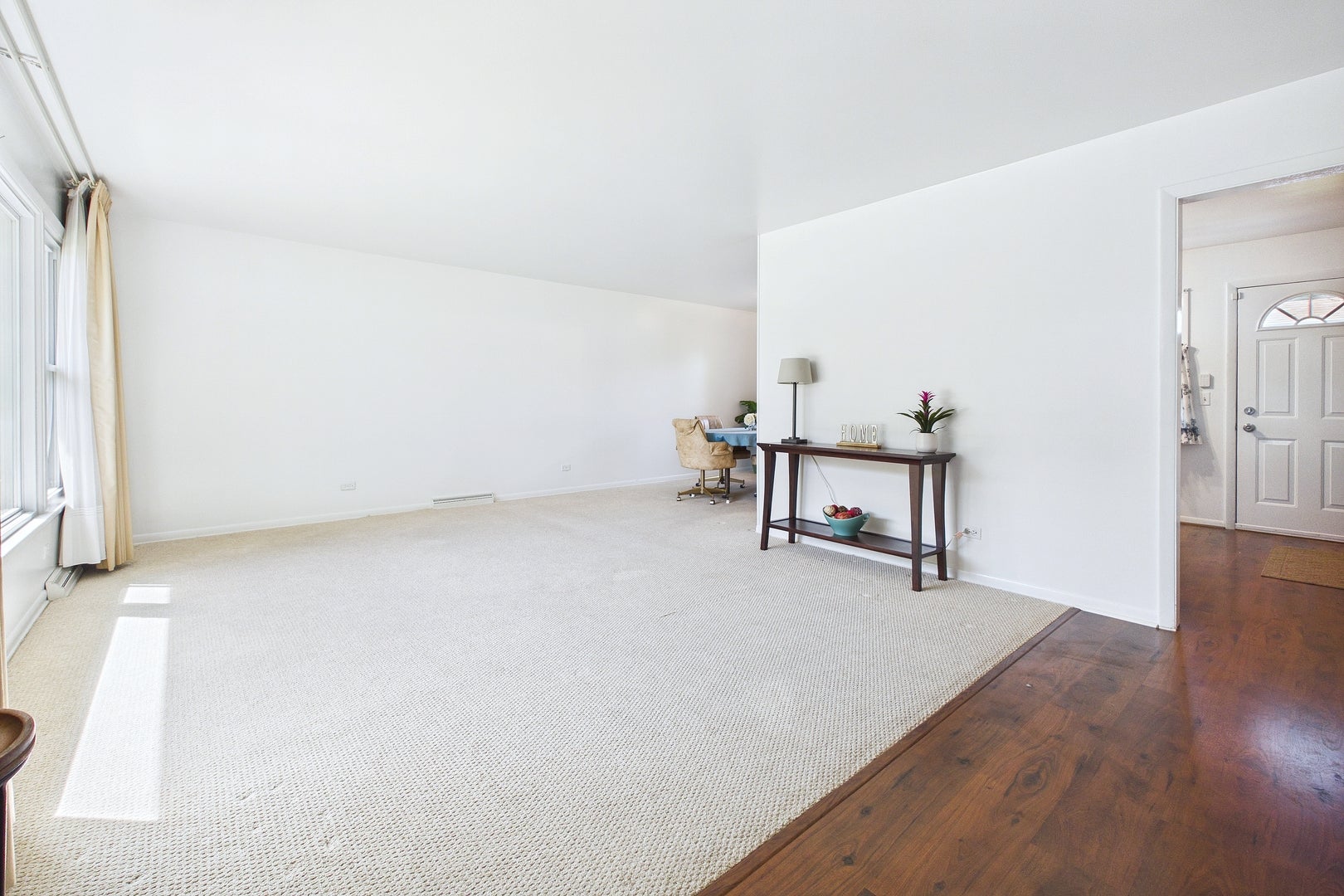 604 N Wilshire Drive