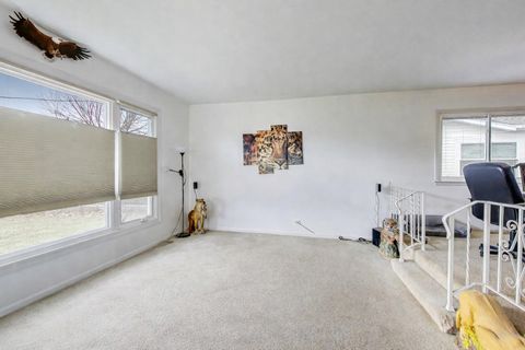 Tiny photo for 725 Elizabeth Lane, Des Plaines, IL 60016 (MLS # 12583682)