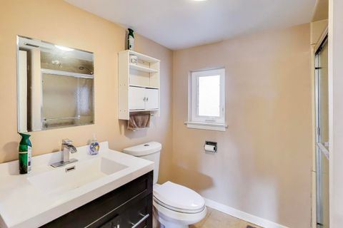 Tiny photo for 725 Elizabeth Lane, Des Plaines, IL 60016 (MLS # 12583682)