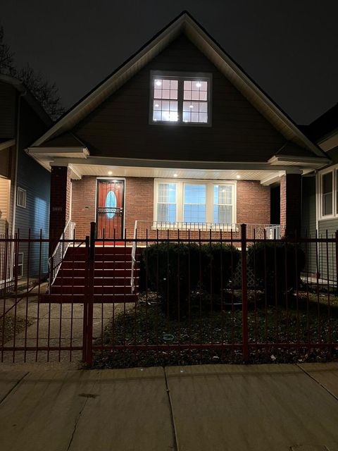 Tiny photo for 5405 W Haddon Avenue, Chicago, IL 60651 (MLS # 12591646)