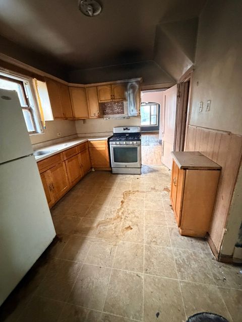 Tiny photo for 13813 S Halsted Street, Riverdale, IL 60827 (MLS # 12492756)
