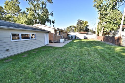 Tiny photo for 1354 E 158th Street, South Holland, IL 60473 (MLS # 12499295)