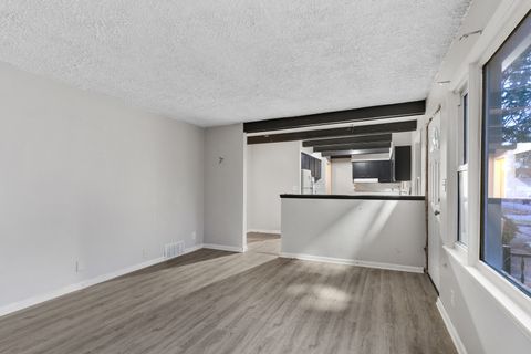 Tiny photo for 920 Oakley Avenue, Rockford, IL 61101 (MLS # 12548349)