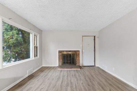 Tiny photo for 920 Oakley Avenue, Rockford, IL 61101 (MLS # 12548349)