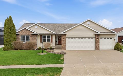 Photo of 617 N Street Circle, Princeton, IA 52768 (MLS # 12622112)