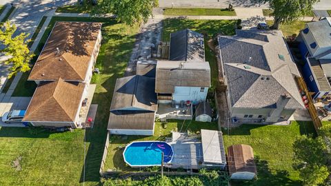 A home in Oak Lawn