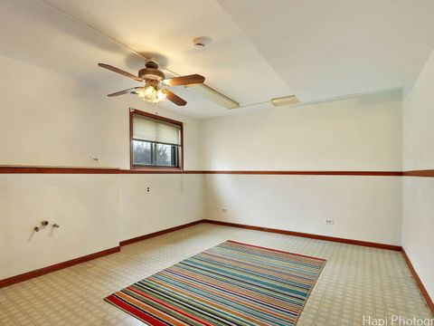 Tiny photo for 1291 Banbury Road, Mundelein, IL 60060 (MLS # 12434072)