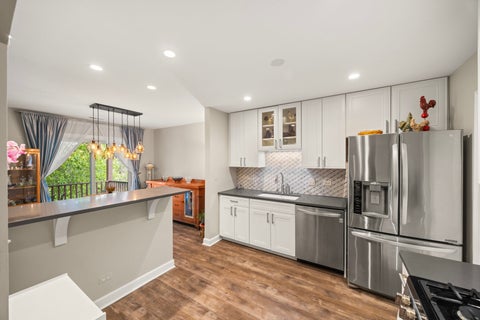 Tiny photo for 423 Ramblewood Drive #D, Glen Ellyn, IL 60137 (MLS # 12643573)