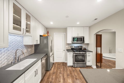 Tiny photo for 423 Ramblewood Drive #D, Glen Ellyn, IL 60137 (MLS # 12643573)