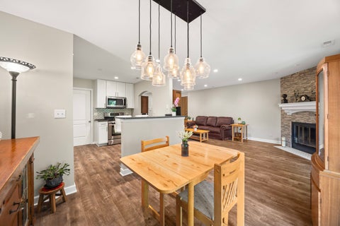 Tiny photo for 423 Ramblewood Drive #D, Glen Ellyn, IL 60137 (MLS # 12643573)