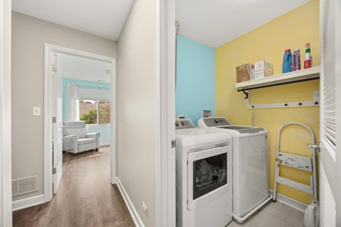 Tiny photo for 423 Ramblewood Drive #D, Glen Ellyn, IL 60137 (MLS # 12643573)