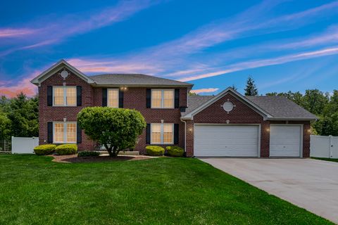 Tiny photo for 1405 Mallard Lane, Hoffman Estates, IL 60192 (MLS # 12567667)