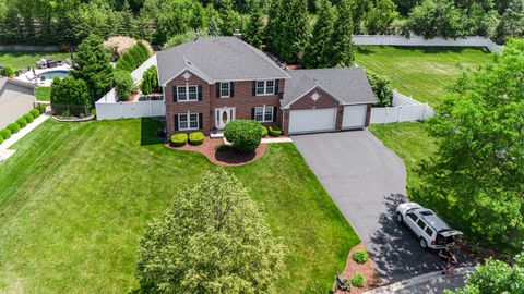 Tiny photo for 1405 Mallard Lane, Hoffman Estates, IL 60192 (MLS # 12567667)