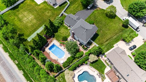 Tiny photo for 1405 Mallard Lane, Hoffman Estates, IL 60192 (MLS # 12567667)