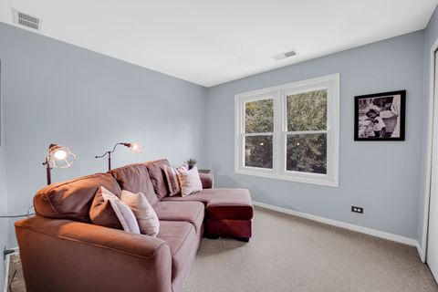 Tiny photo for 1405 Mallard Lane, Hoffman Estates, IL 60192 (MLS # 12567667)