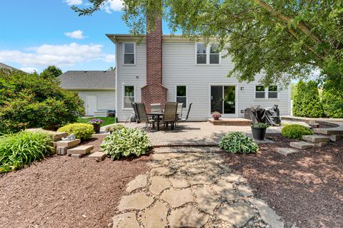 Tiny photo for 1405 Mallard Lane, Hoffman Estates, IL 60192 (MLS # 12567667)
