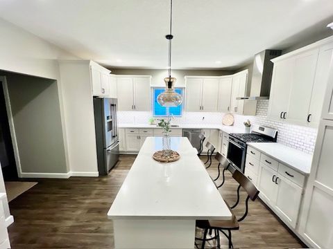 Tiny photo for 413 Moore Street, Clinton, IL 61727 (MLS # 12543744)