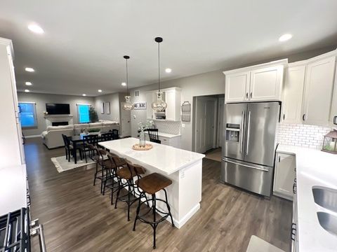 Tiny photo for 413 Moore Street, Clinton, IL 61727 (MLS # 12543744)