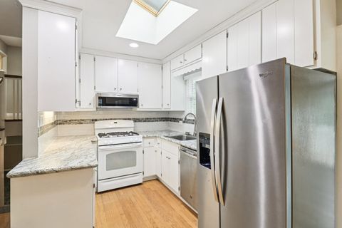 Tiny photo for 37371 N Shirley Drive, Gurnee, IL 60031 (MLS # 12462964)